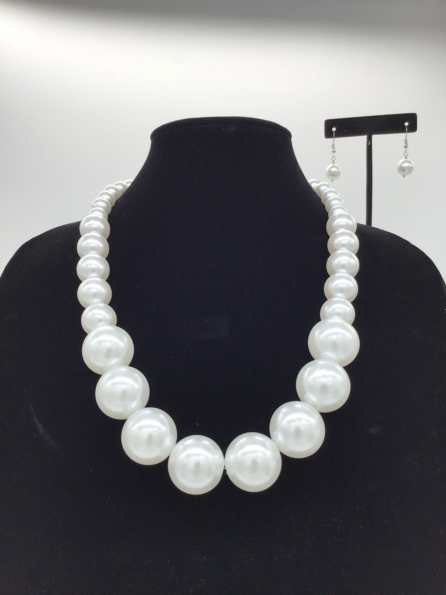 Abundance Pearl